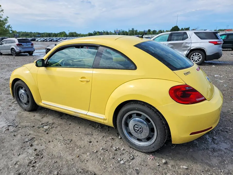 2012 VOLKSWAGEN BEETLE   