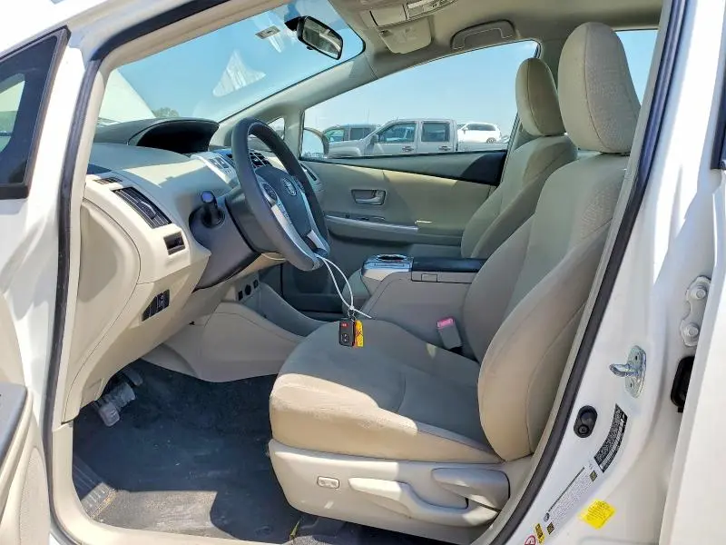 2013 TOYOTA PRIUS V THREE  