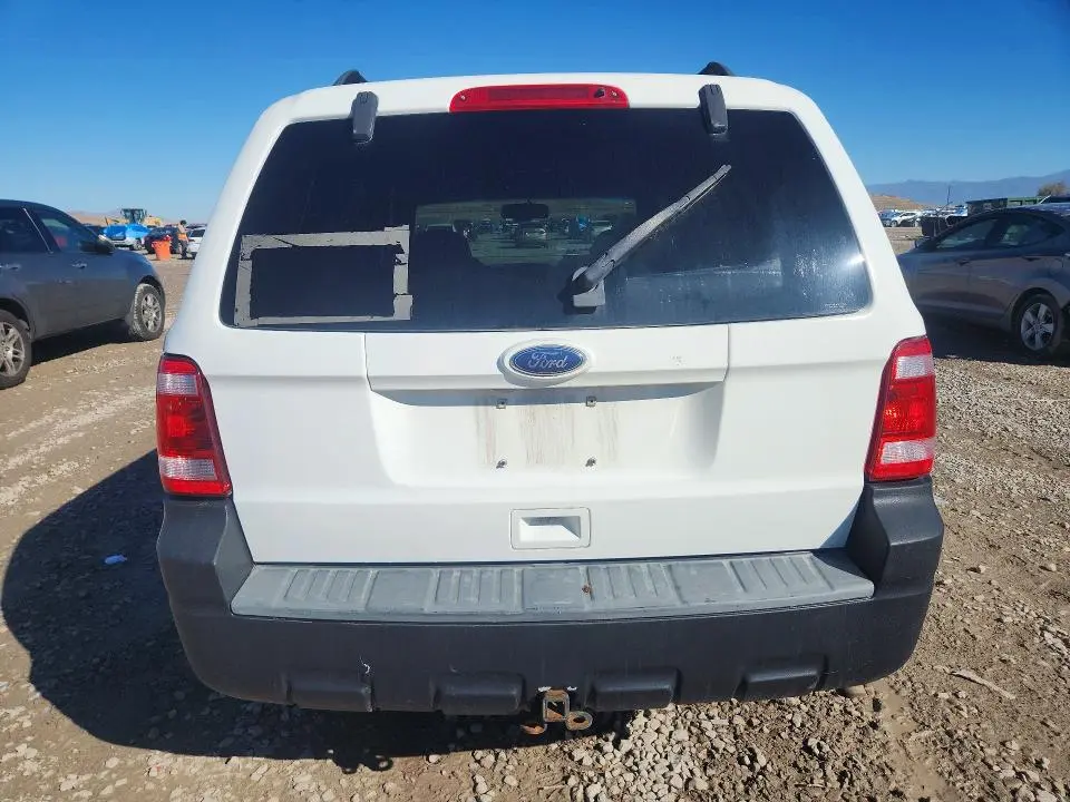 2010 FORD ESCAPE XLT  