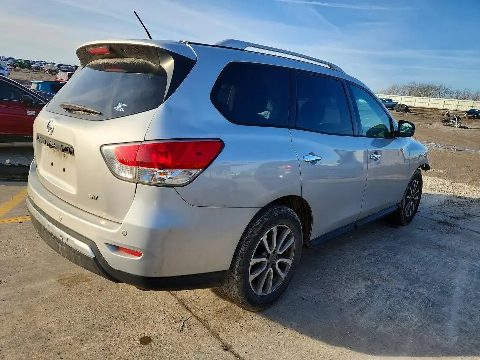 2016 NISSAN PATHFINDER S  