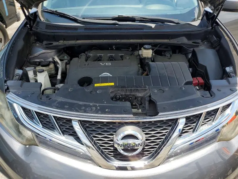 2013 NISSAN MURANO S  