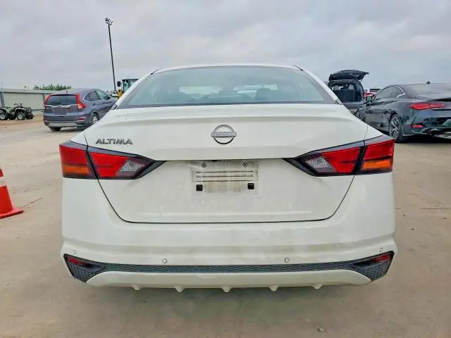 2024 NISSAN ALTIMA S  
