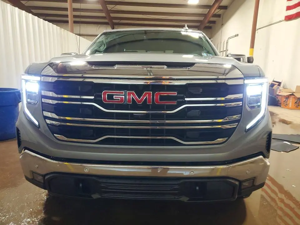 2026 GMC SIERRA K1500 SLT  