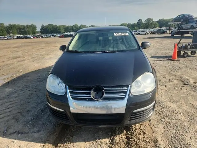 2010 VOLKSWAGEN JETTA LIMITED  