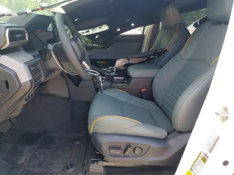 2026 TOYOTA TACOMA TRAILHUNTER HV  
