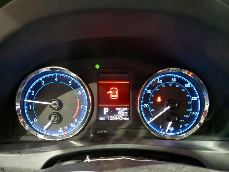 2017 TOYOTA COROLLA LE  