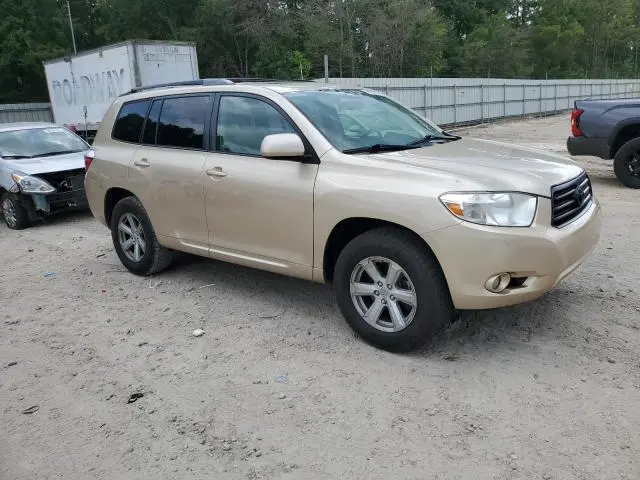 2010 TOYOTA HIGHLANDER SE