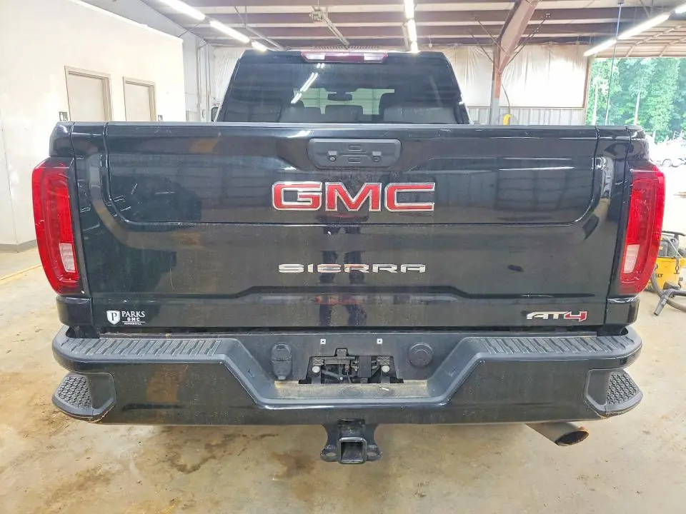 2022 GMC SIERRA K2500 AT4  