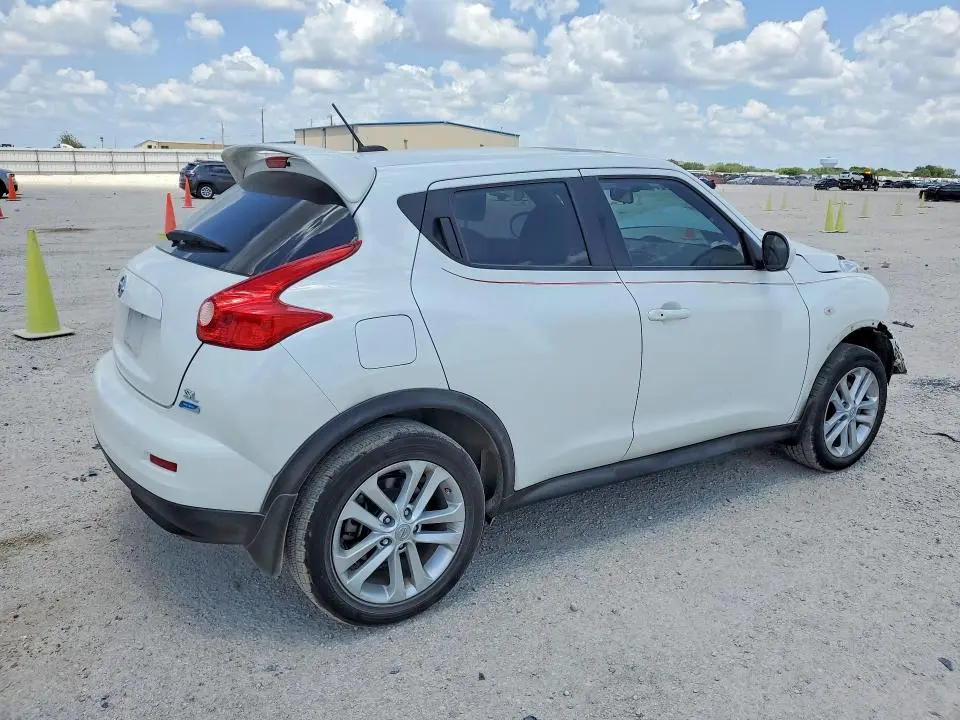 2014 NISSAN JUKE SL  
