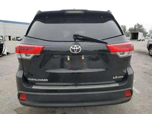 2019 TOYOTA HIGHLANDER LE  