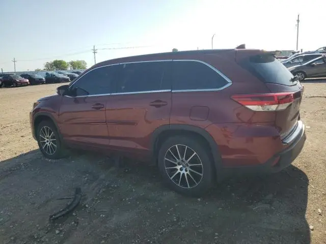2018 TOYOTA HIGHLANDER SE  