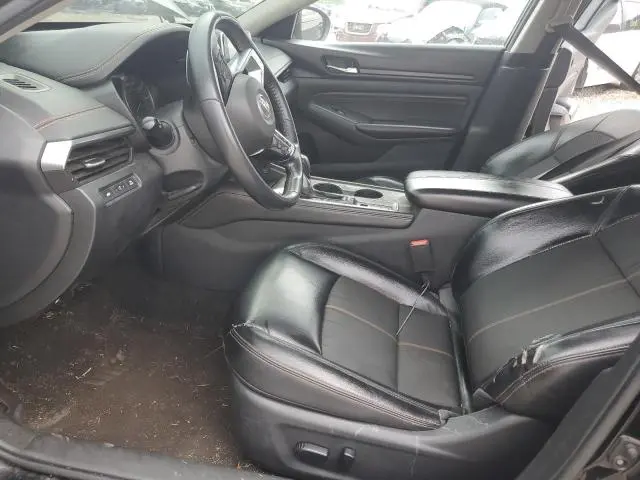 2021 NISSAN ALTIMA SR  