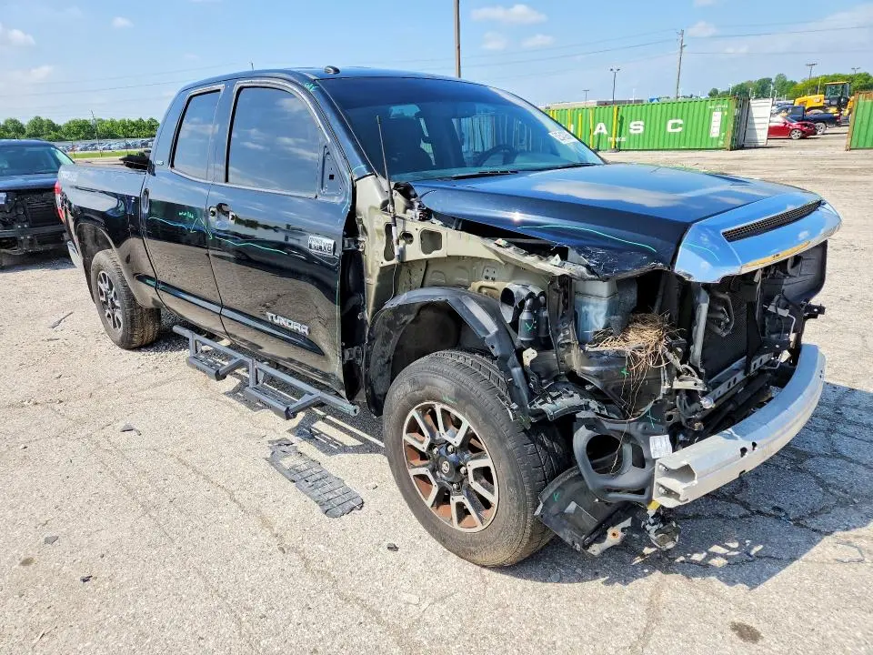 2015 TOYOTA TUNDRA SR5  
