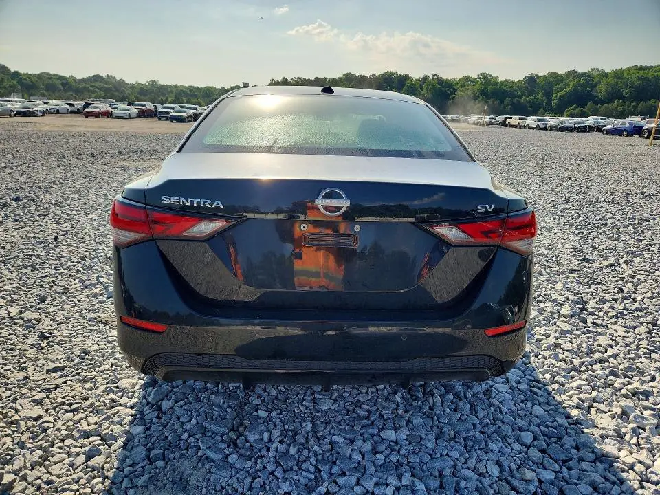 2024 NISSAN SENTRA SV  