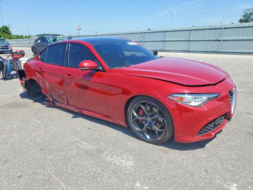 2017 ALFA ROMEO GIULIA TI  