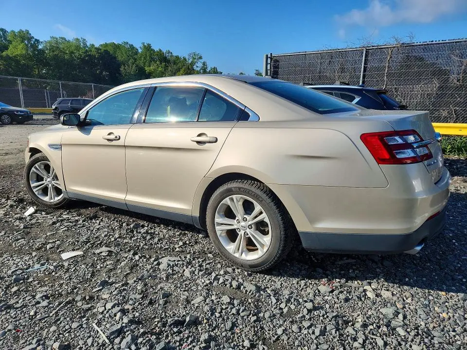 2017 FORD TAURUS SE  
