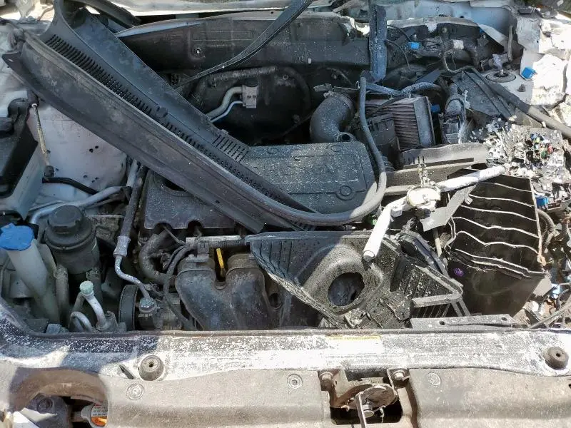 2012 HYUNDAI SANTA FE GLS  