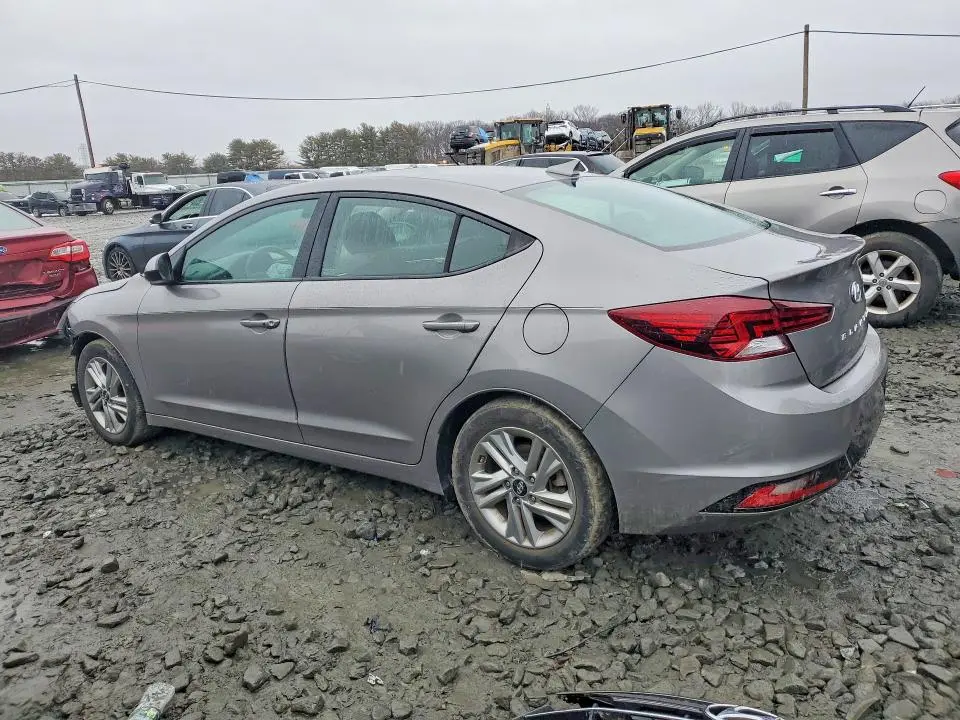 2020 HYUNDAI ELANTRA SEL  