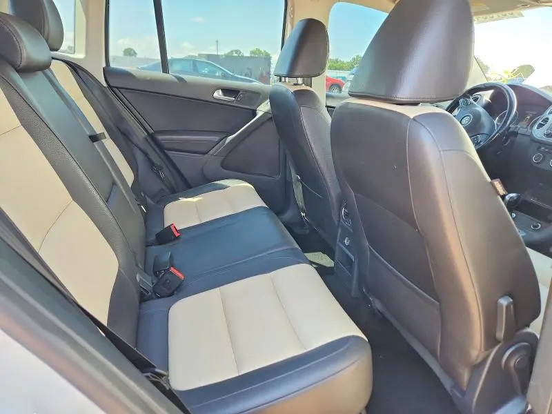 2017 VOLKSWAGEN TIGUAN S  