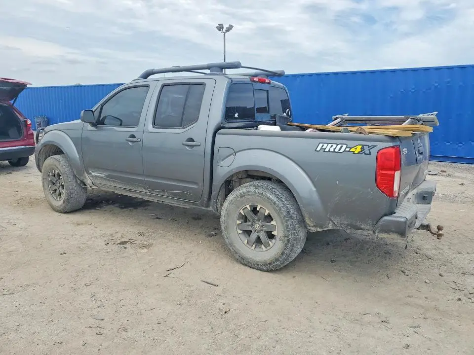 2016 NISSAN FRONTIER PRO-4X  