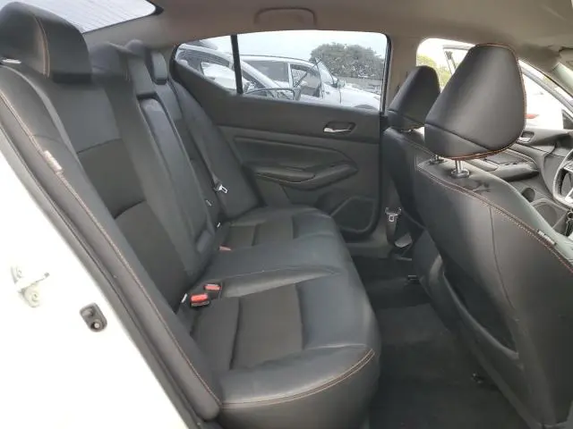 2019 NISSAN ALTIMA SR  