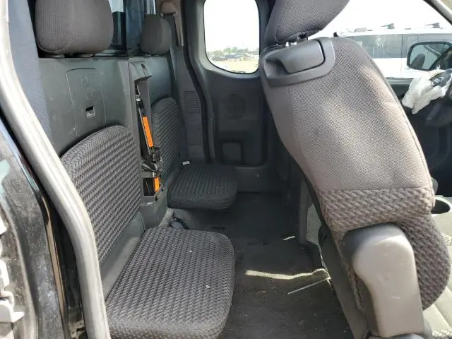 2010 NISSAN FRONTIER KING CAB SE  