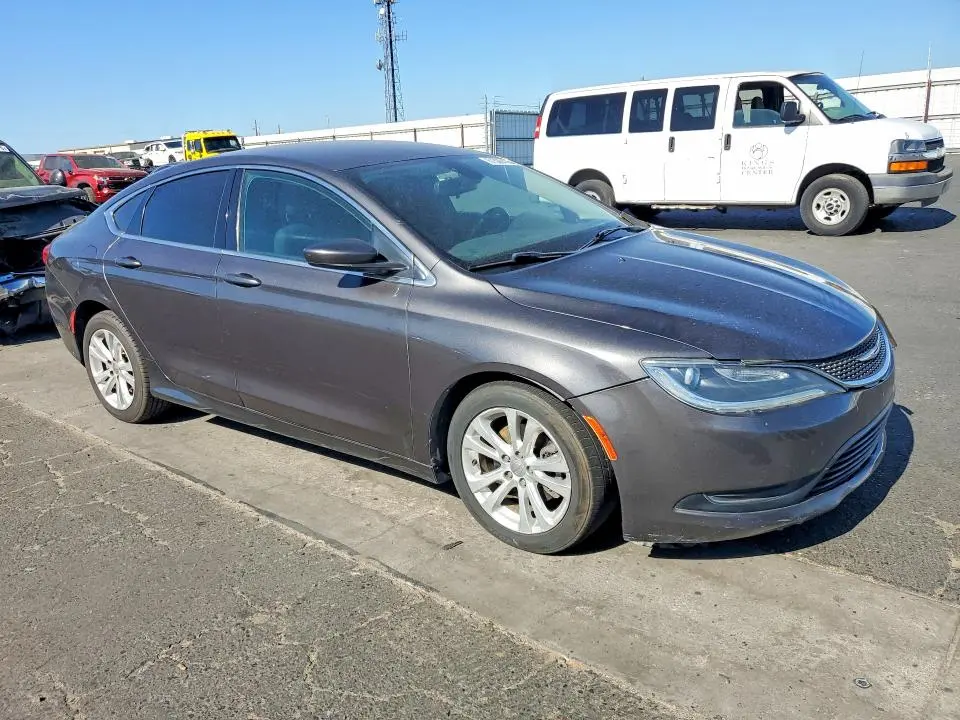 2017 CHRYSLER 200 LX  