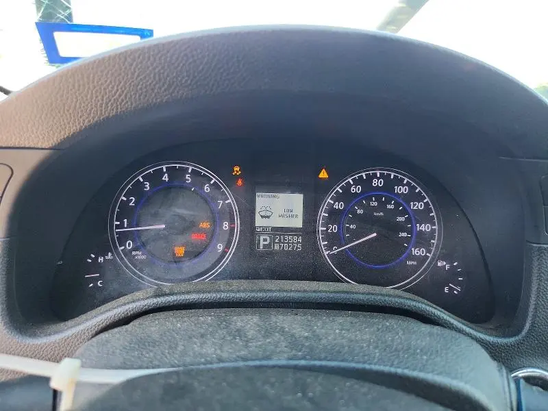2015 INFINITI Q40   