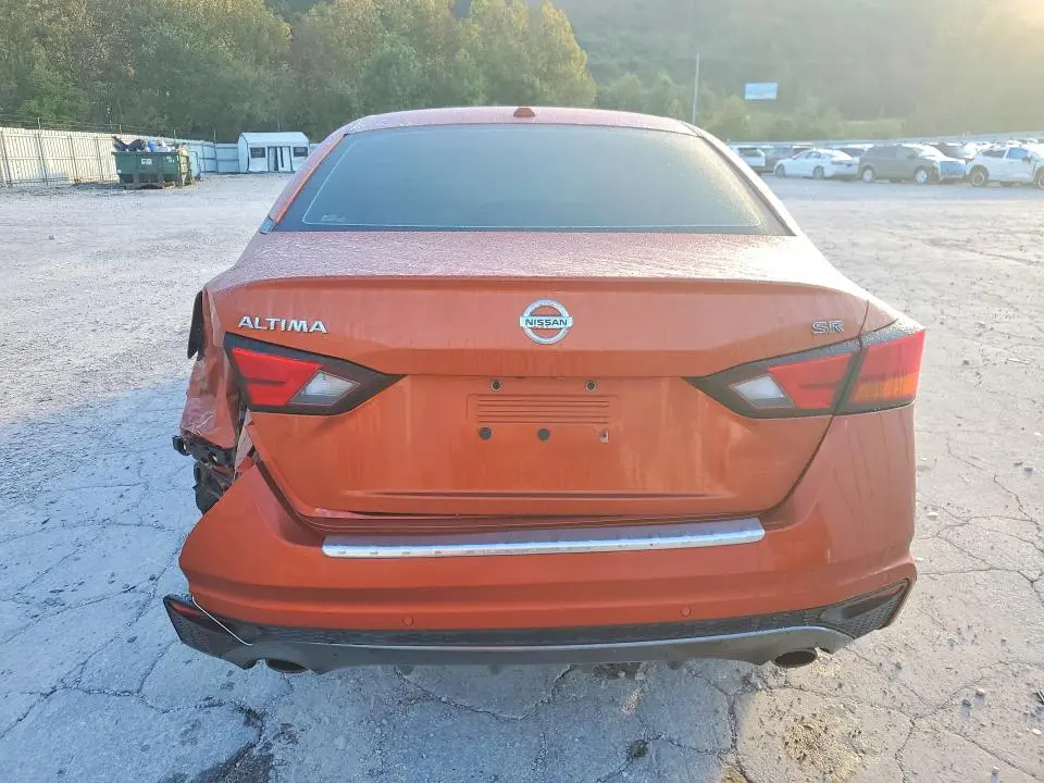 2020 NISSAN ALTIMA SR  