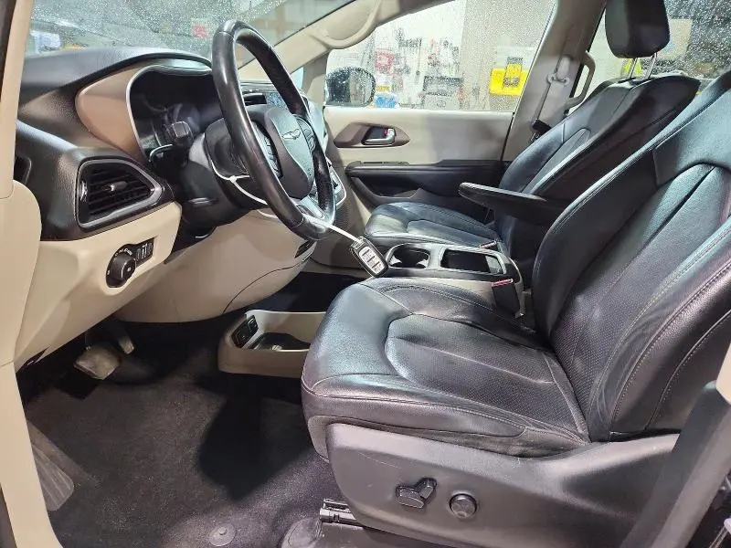 2019 CHRYSLER PACIFICA TOURING L PLUS  