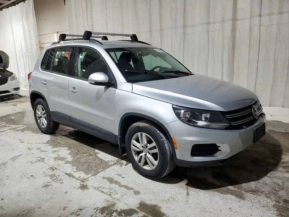 2015 VOLKSWAGEN TIGUAN S  