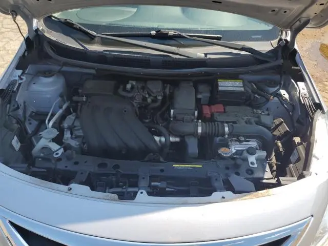 2019 NISSAN VERSA S  