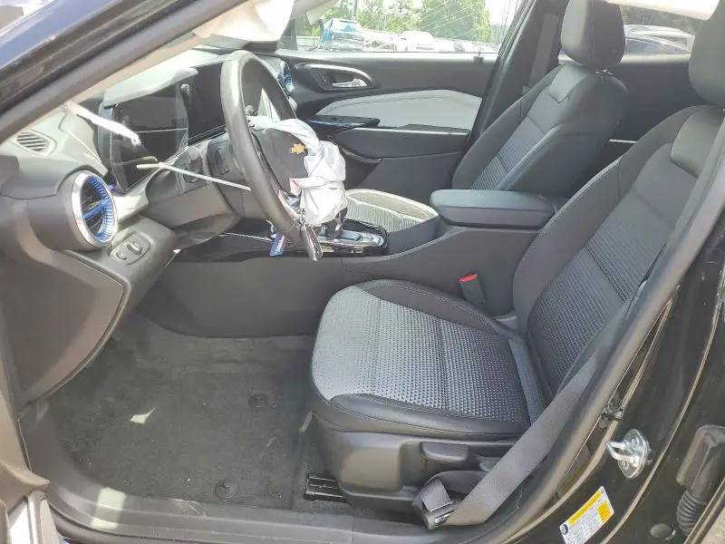 2025 CHEVROLET TRAX 1LT  