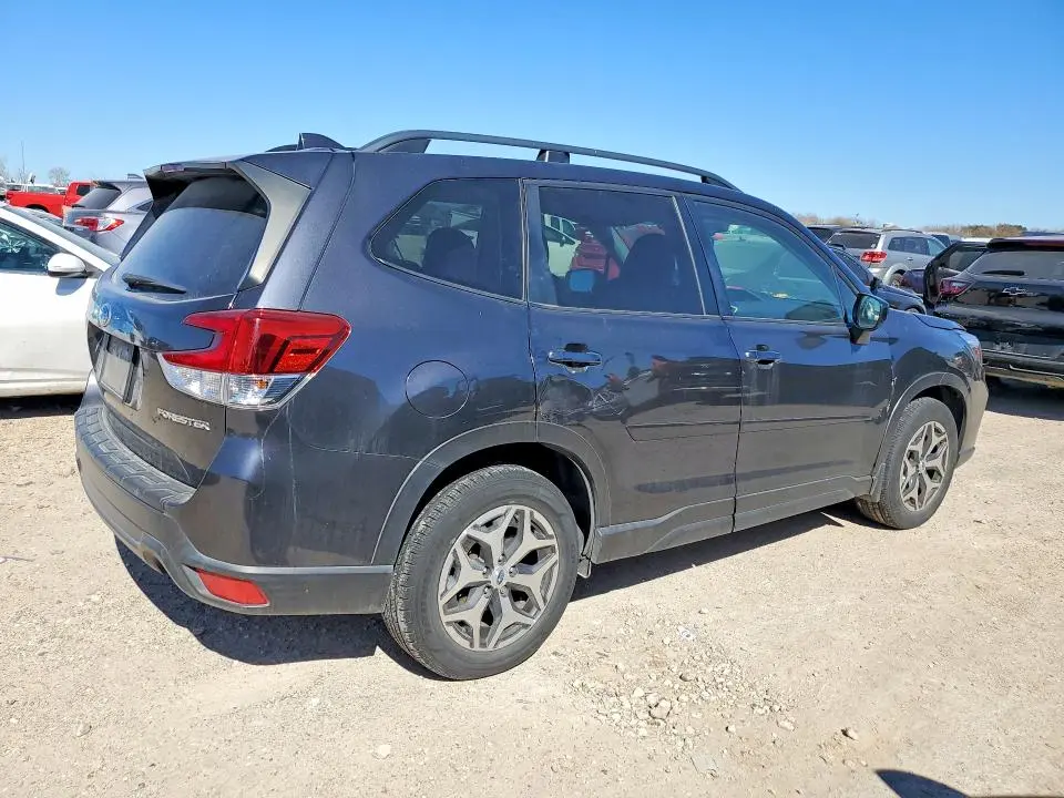2019 SUBARU FORESTER PREMIUM  
