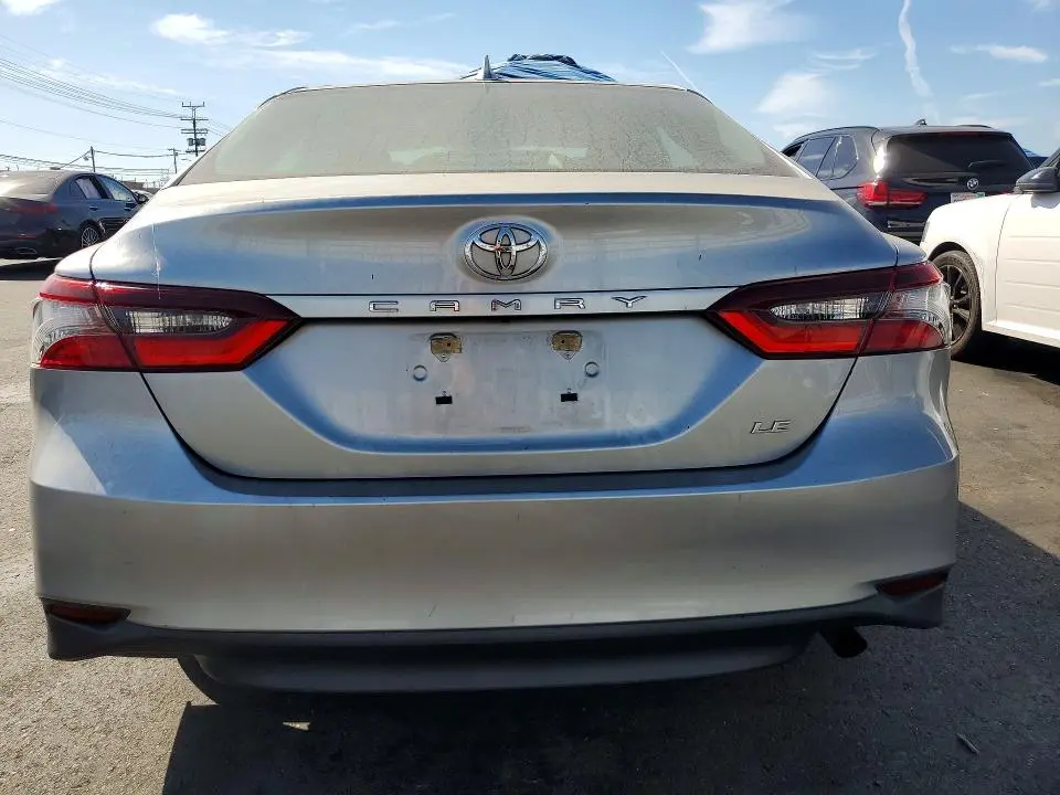 2022 TOYOTA CAMRY LE  