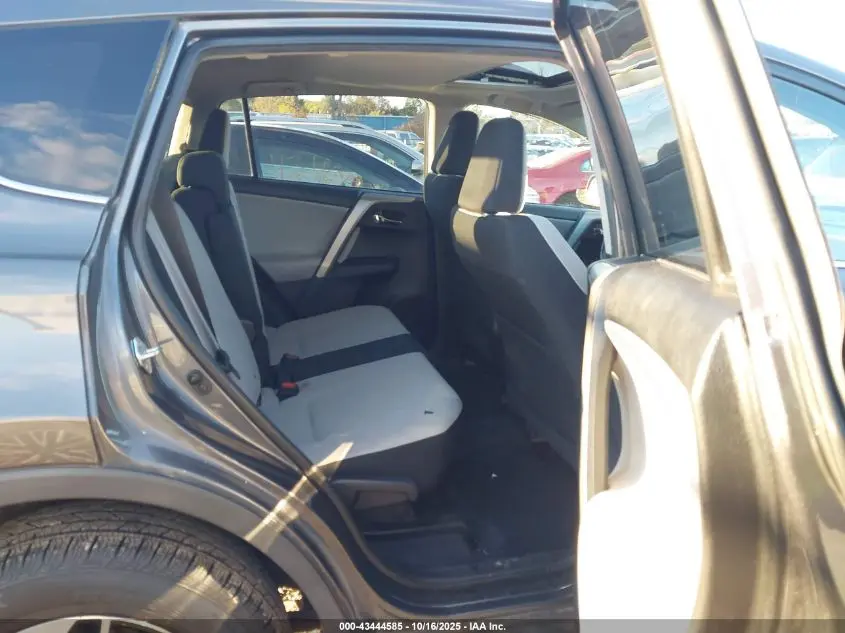 2016 TOYOTA RAV4 XLE