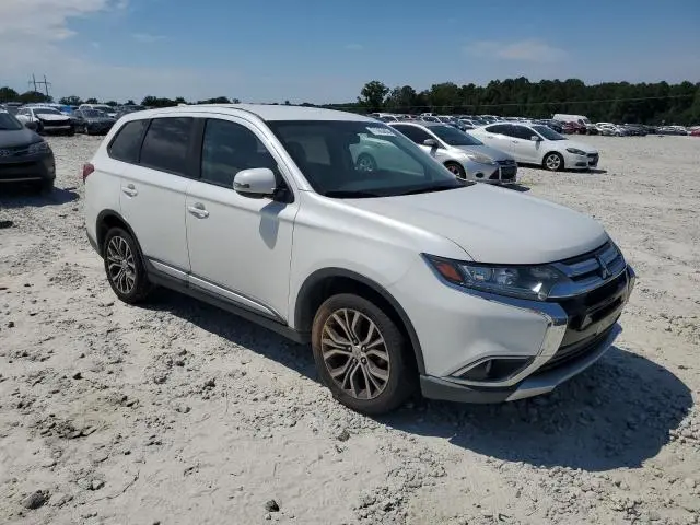 2017 MITSUBISHI OUTLANDER SE  