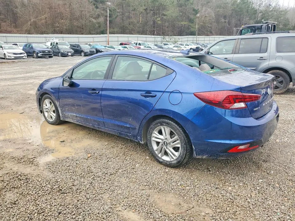 2020 HYUNDAI ELANTRA SEL  