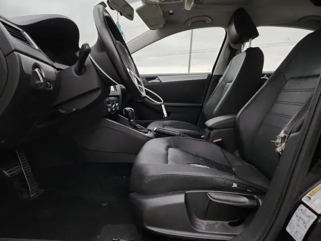 2011 VOLKSWAGEN JETTA SEL  