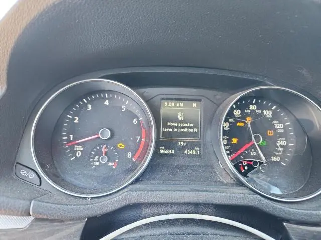 2018 VOLKSWAGEN PASSAT SE  