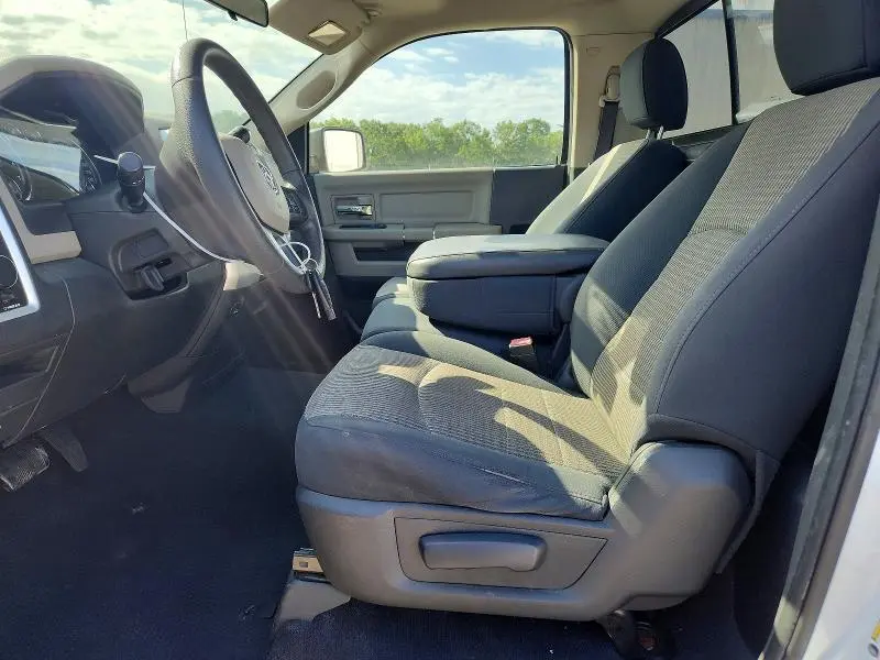2012 DODGE RAM 1500 SLT  