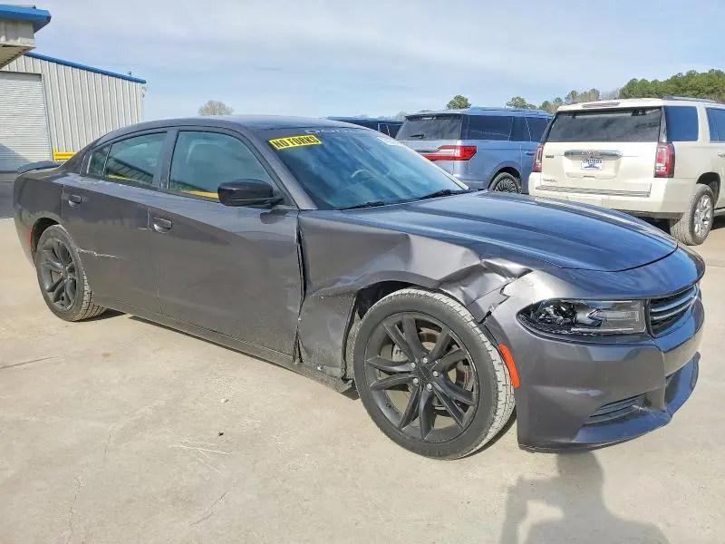 2016 DODGE CHARGER SE  