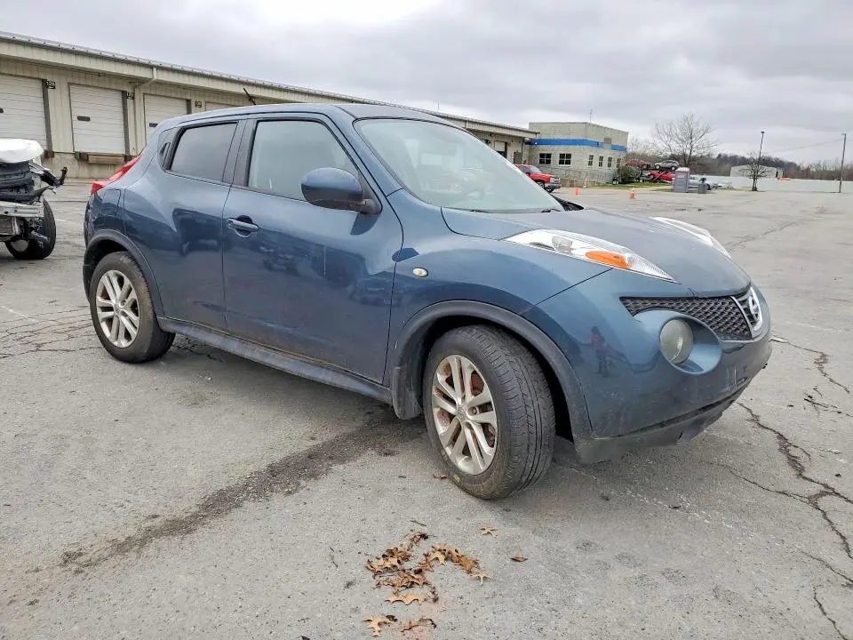 2013 NISSAN JUKE S  