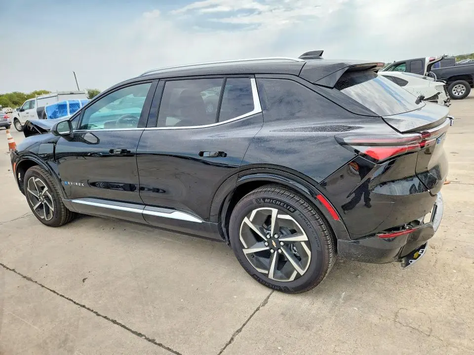 2025 CHEVROLET EQUINOX LT  