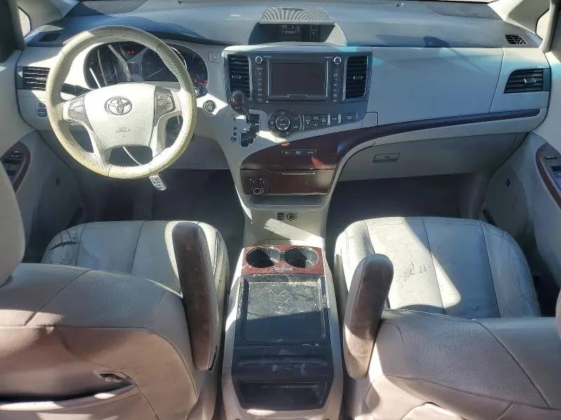 2011 TOYOTA SIENNA XLE 8-PASSENGER  