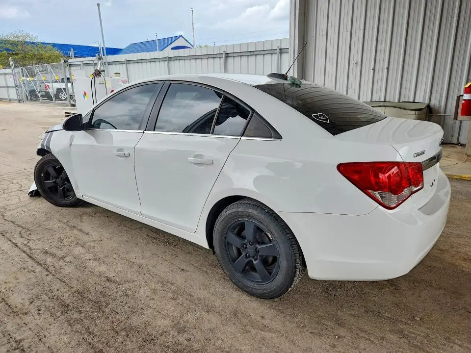 2015 CHEVROLET CRUZE LT  