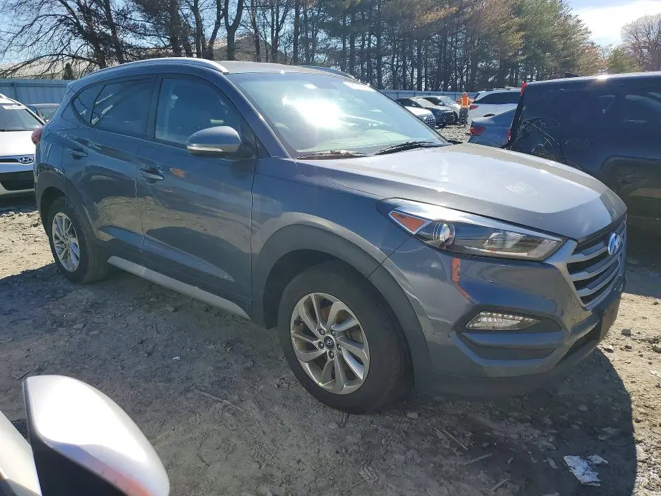 2018 HYUNDAI TUCSON SEL PLUS  