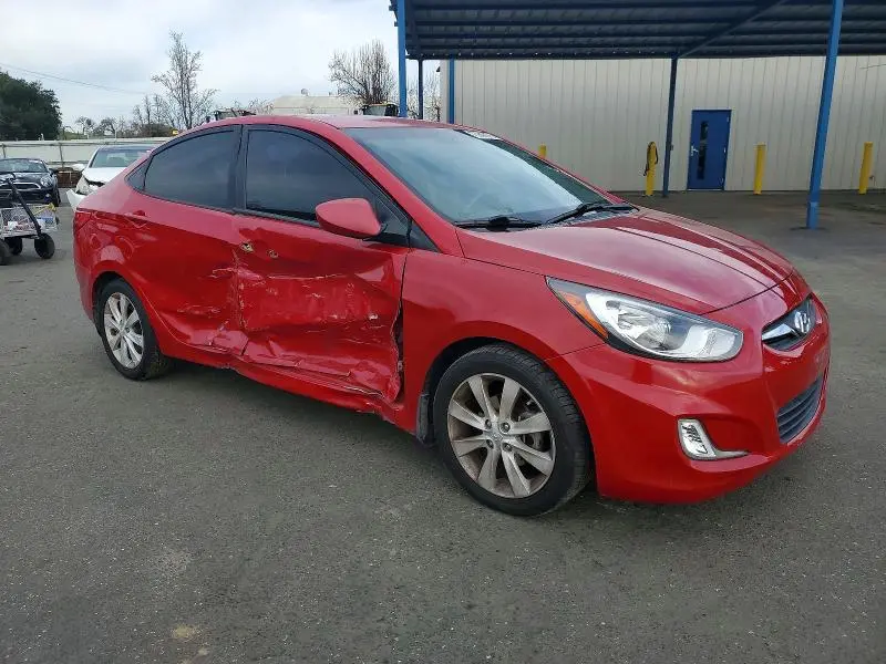 2013 HYUNDAI ACCENT GLS  