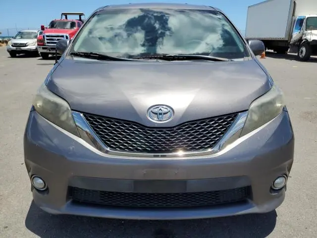 2014 TOYOTA SIENNA SPORT  