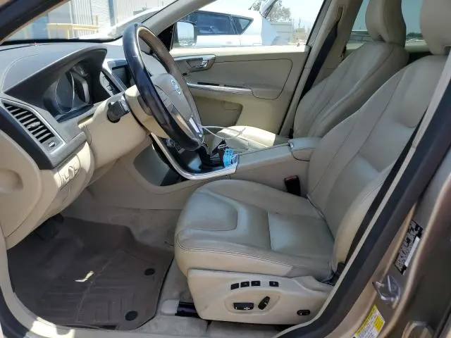 2016 VOLVO XC60 T6 PREMIER  